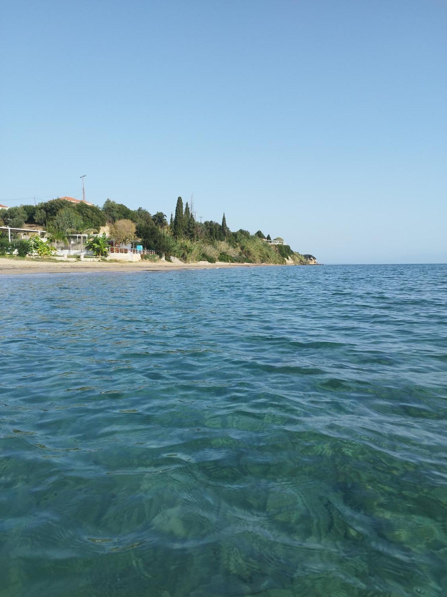 Takis Haikos House Two Minutes Walk To The Beach Peroulia Vounária Exterior foto